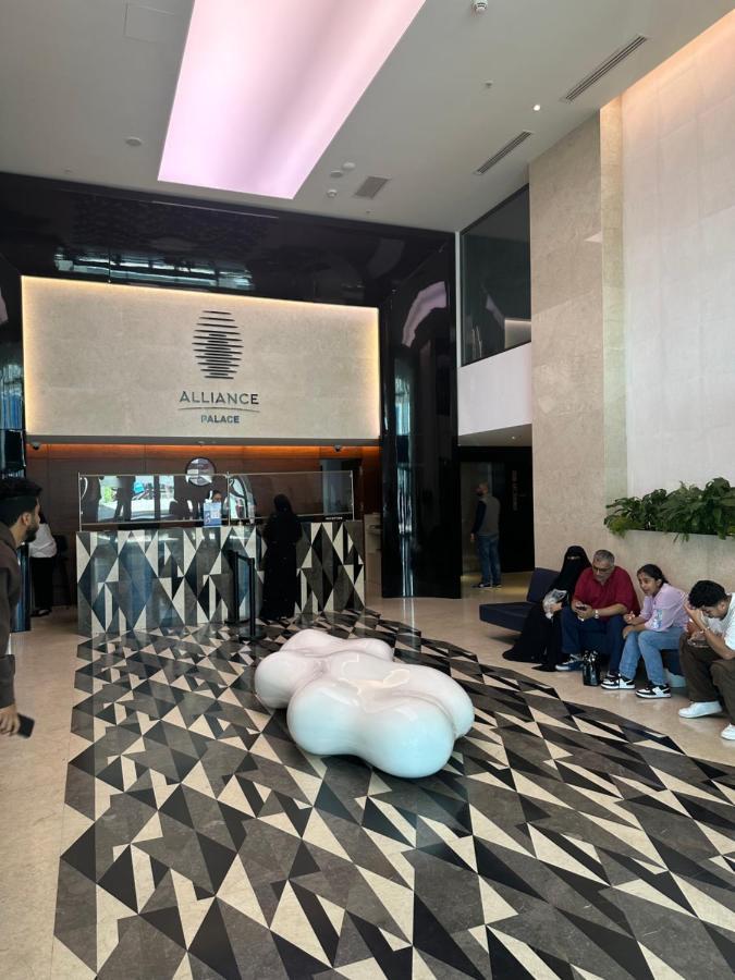 Alliance Palace Aparthotel By Marriott Батуми Екстериор снимка